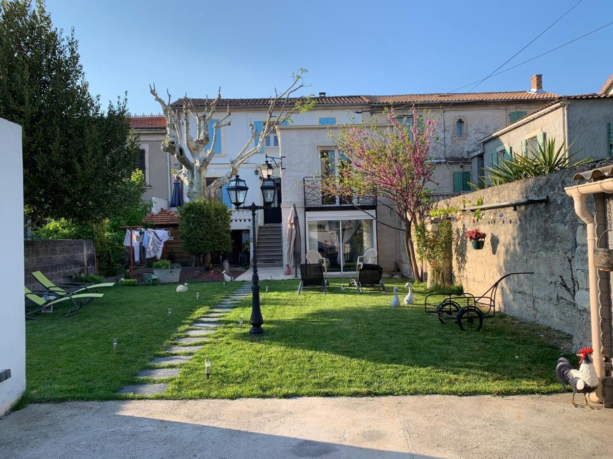Les Papalines Villa Avignon Exteriör bild